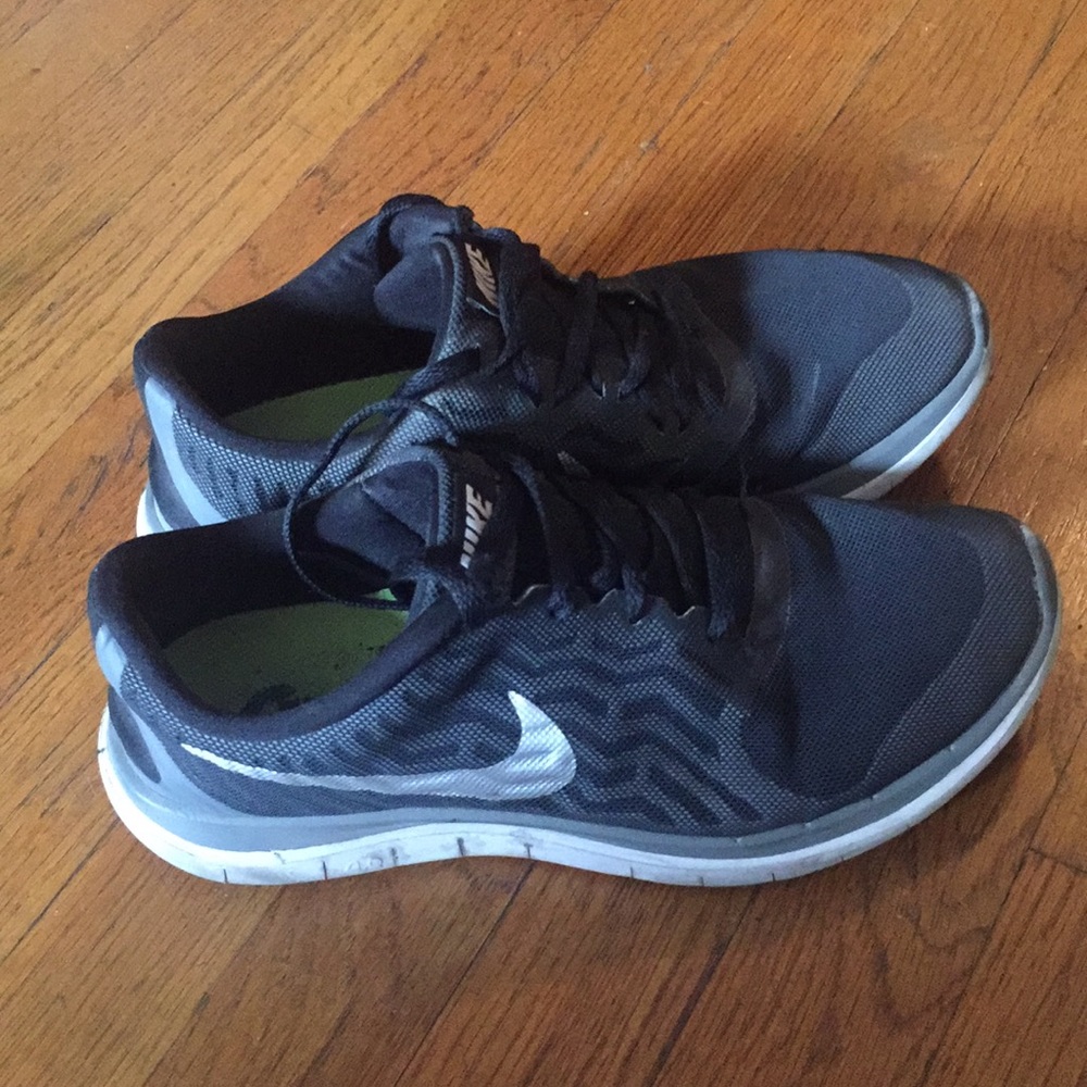 Nike runners US size 8